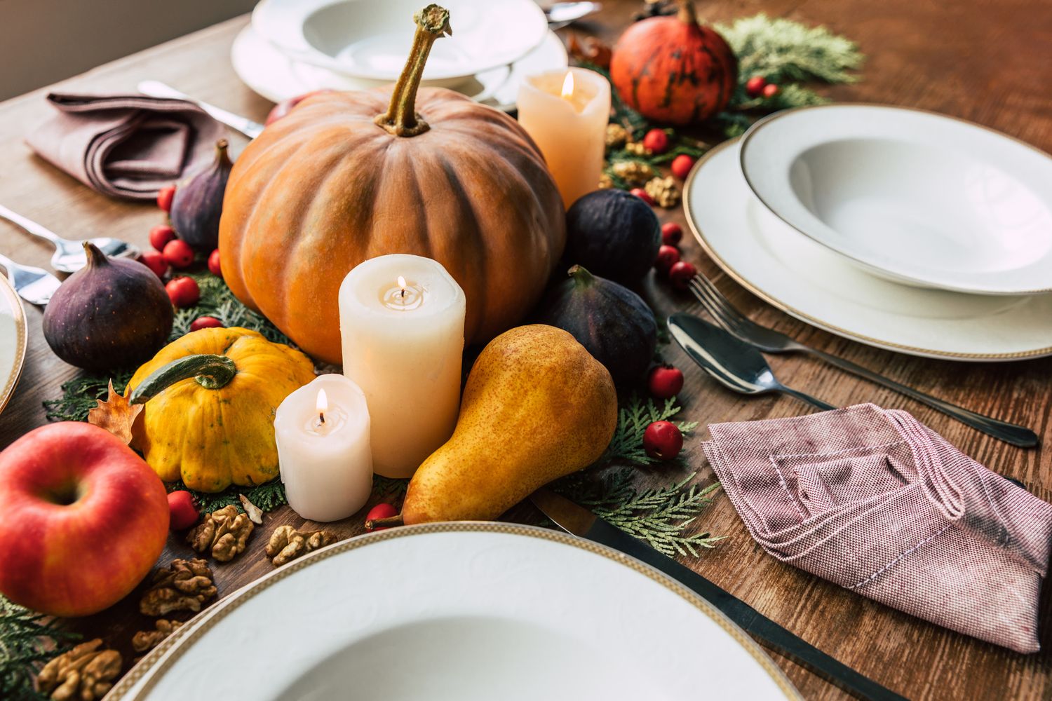 How to Use Nature in Your Thanksgiving Decor